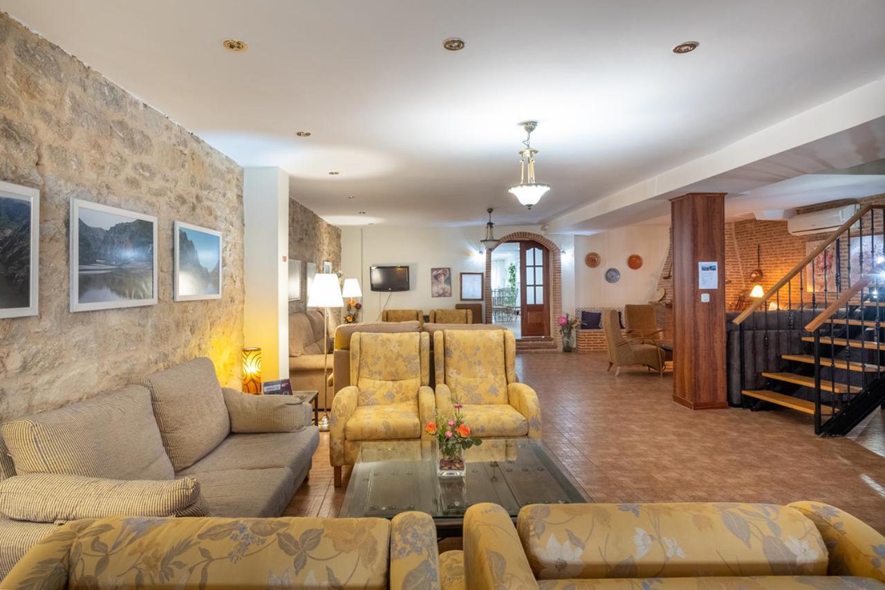 Hotel La Jara-Arribes Aldeadávila de la Ribera Extérieur photo
